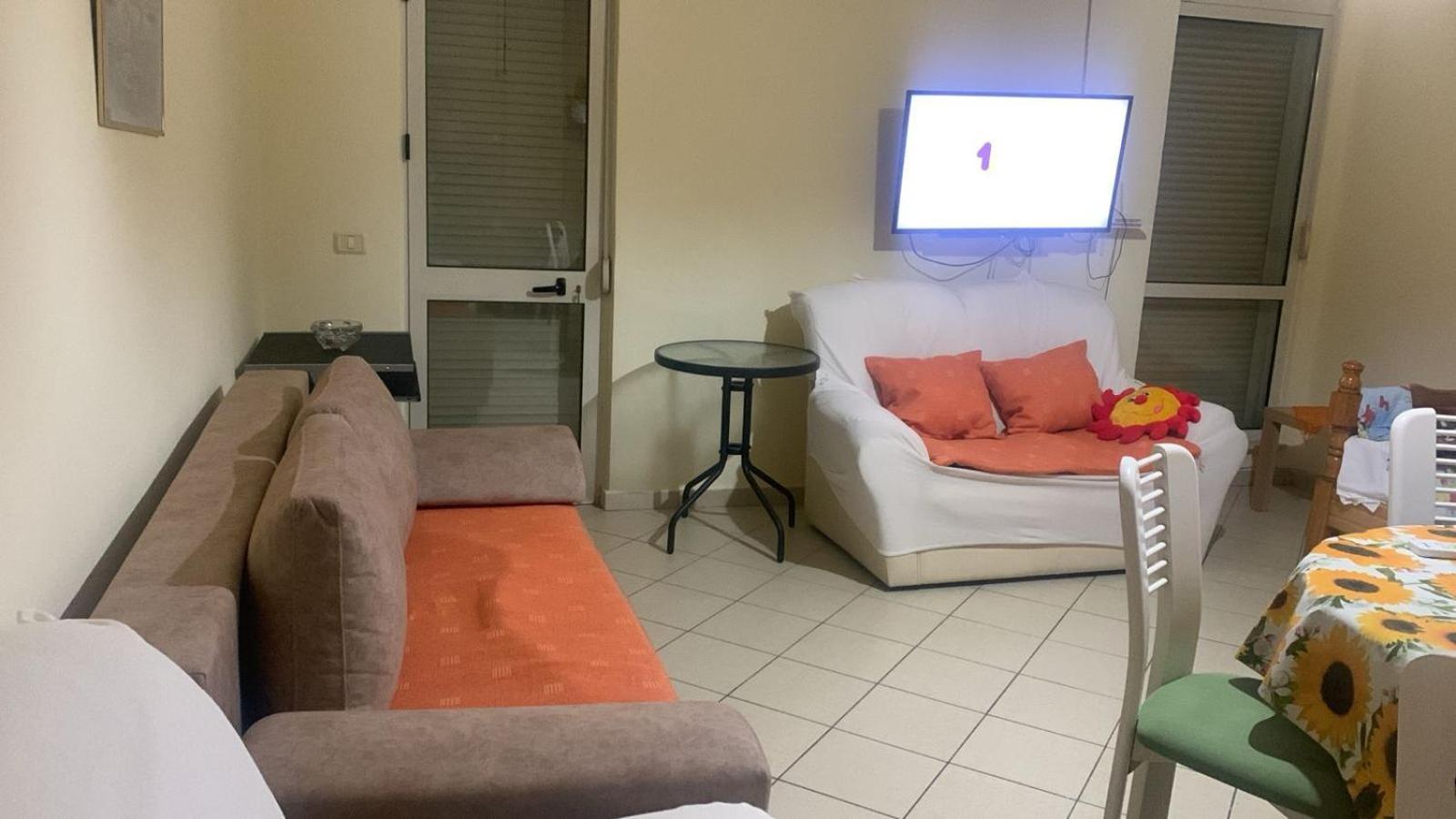 Seaside Apartment 15 Durrës Esterno foto